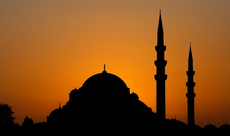 Malatya’da 30 Ağustos Namaz Vakitleri: Sabah 04:21, Akşam 19:08