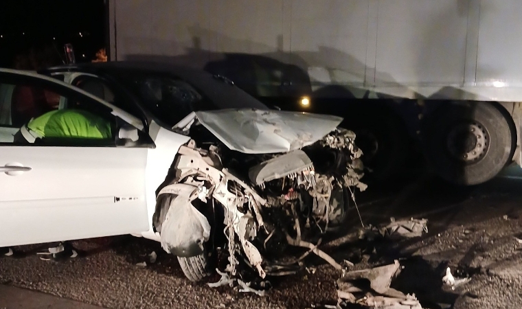 Malatya’da Tır ve Otomobil Çarpıştı: Yaralılar Hastaneye Kaldırıldı