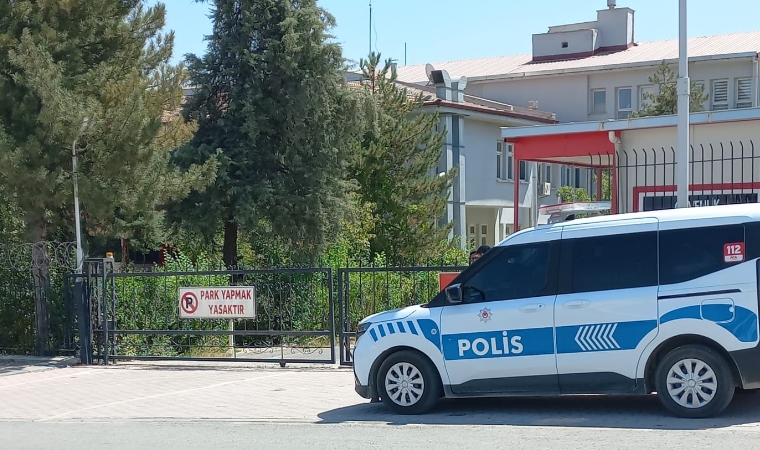 Murat Ateş’in Kullandığı İş Makinesi Devrildi: Genç Operatör Yaşamını Yitirdi