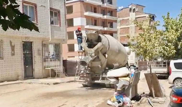 Salköprü’de Beton Skandalı: Sürücü Tepkilerin Odağında!
