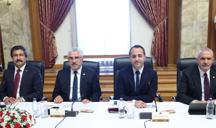 TBMM’de Şehit Aileleri Ve Annelerle Duygusal Anlar Yaşandı