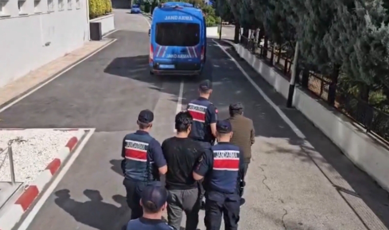 Jandarmadan DEAŞ’a Ağır Darbe! 51 Gözaltı, Yüzlerce Materyal