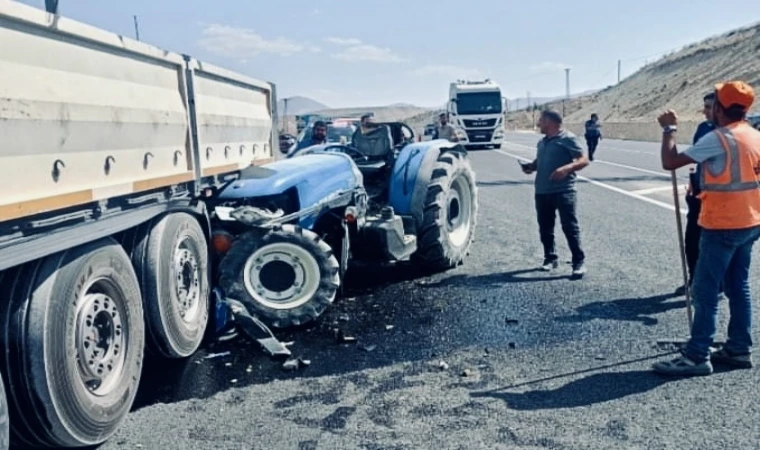 MALATYA-KAYSERİ YOLUNDA BİR KAZA DAHA: ÖLÜM YOLU ALARM VERİYOR