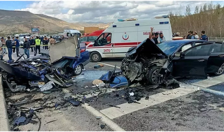 Trafikte Çarpıcı Veriler Açıklandı: Ölüm Azaldı, Yaralanma Arttı!