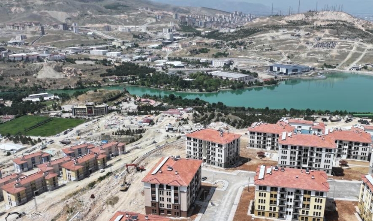 Bahçebaşı TOKİ'de Yeni Bir Başlangıç: 1130 Konutun Teslim Töreni!