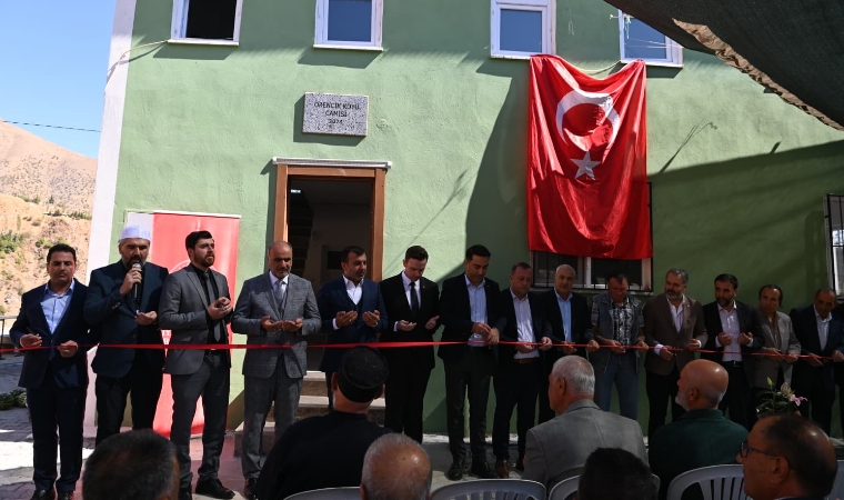 Cami Açılışı Bayram Havasında Geçti: Emeği Geçenlere Teşekkür Yağdı