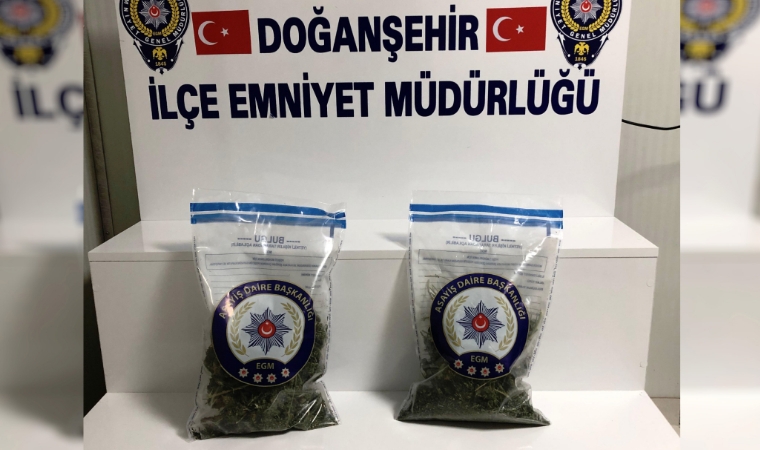 Gençliği Zehirlemek İsteyen Tacir Kıskıvrak Yakalandı