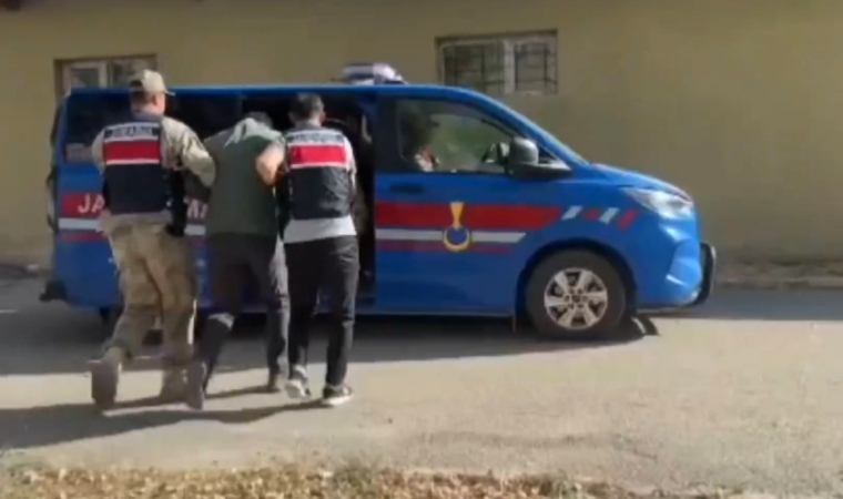 Jandarma 200 Milyonluk Bilişim Çetesini Çökertti