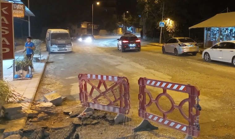 Kazı Çalışması Hayatı Felç Etti, Esnaf Tepkili