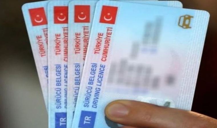Kritik Tarih Geldi Çattı! Eski Tip Ehliyetlerin Son Kullanma Tarihi 31 Ekim!