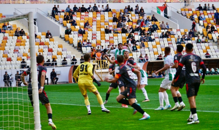 Malatya Yeşilyurtspor, Kahramanmaraşspor’a 2-0 Yenildi, Hedefi Kaybetti!