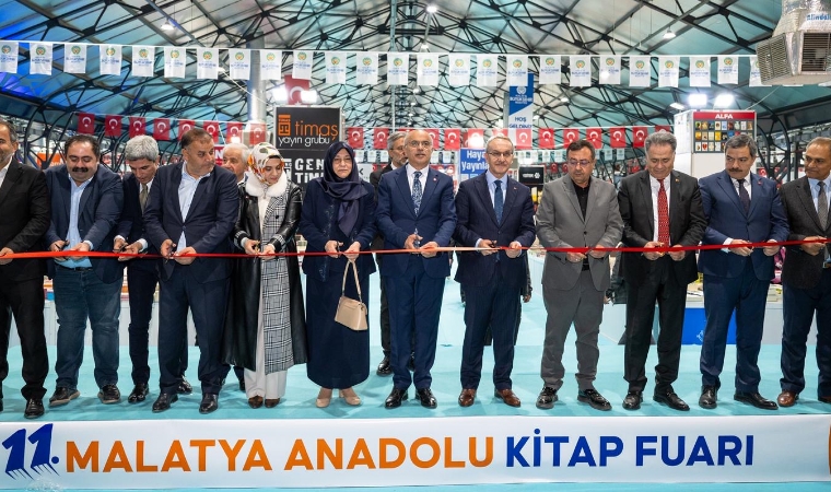 Malatya’da “Bir Kitap, Bin Umut” Temalı Kitap Fuarı Açıldı