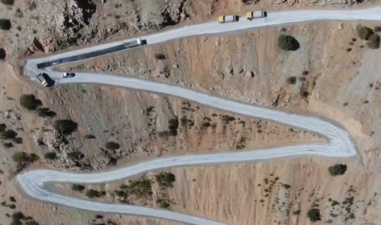 Pütürge’nin Zorlu Arazisine Ulaşım Yolu Kazandırıldı!
