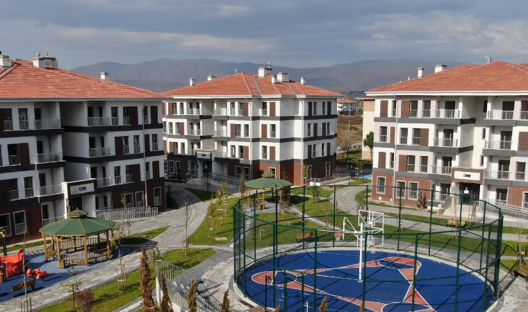 Uygun Fiyat Ve 240 Ay Vadeyle Ev Sahibi Olma Fırsatı: İşte Yüzyılın Konut Projesi Detayları