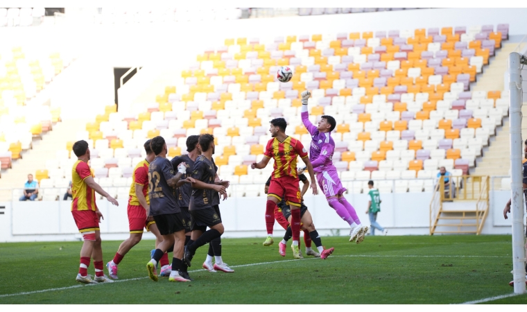 Yeni Malatyaspor İlk Yarıda Somaspor Karşısında Dağıldı
