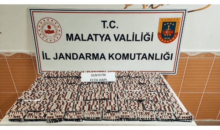Yeşilyurt’ta Narkotik Darbesi: 4 Bin 438 Sentetik Hap Yakalandı