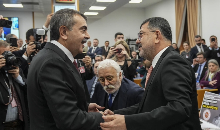 Bütçe Görüşmeleri Alevlendi: Ağbaba: Bakanlığı Ben Yönetmiyorum! Tekin: Karnen Sıfır