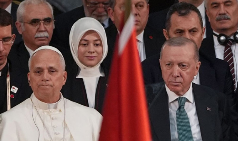Prof.Dr. Fikret BİRDİŞLİ / Papa’nın Türkiye Ziyareti Üzerine Sorular