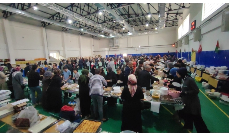 Selahaddin Eyyubi Anadolu İmam Hatip Lisesi Gazze İçin İyilikte Yarıştı