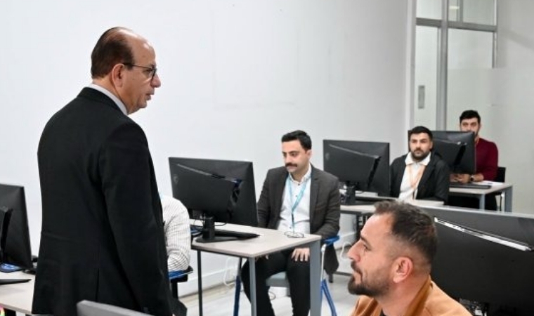 Yeşilyurt'ta İstihdama... 12 Milyon TL'lik Meslek Akademisi, Gençlere Kapılarını Açıyor!