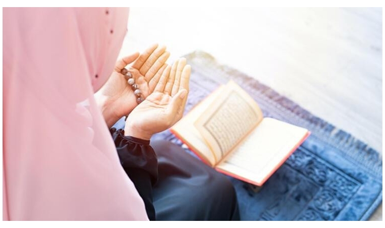 2025'in Son Kandili Geliyor! Regaip Kandili Hangi Tarihte İdrak Edilecek? Diyanet Takvimi Açıkladı!