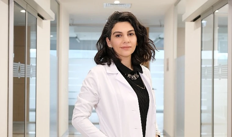 Diş Etlerindeki Yanma ve Ağrı Farklı Sorunların Habercisi Olabilir!