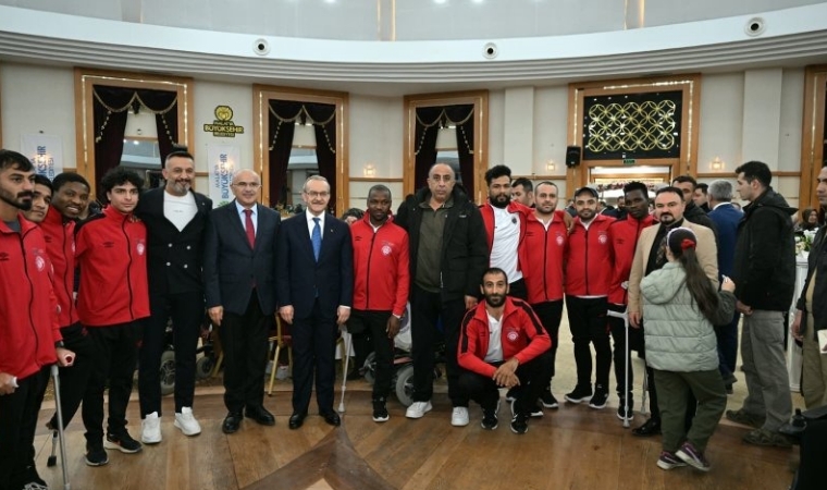 Memur Oldular, Şampiyon Oldular: Büyükşehir Belediyesi’nden Engelli Bireylere Eğitim, Spor ve İstihdam Desteği