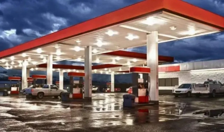 Sürücüler Dikkat! Motorine Yaklaşık 2 Liralık İndirim Kapıda: İşte Güncel Benzin Ve LPG Fiyatları