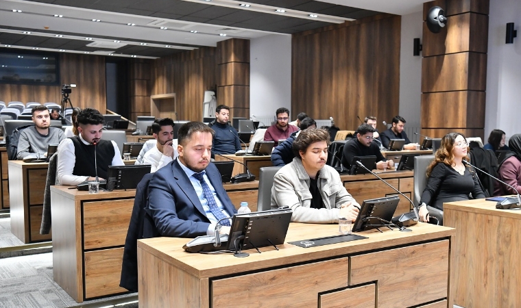 Yeşilyurt'un Geleceği Onlara Emanet: Genç Meclis Kapılarını Açtı, Aktif Gençler Aranıyor!