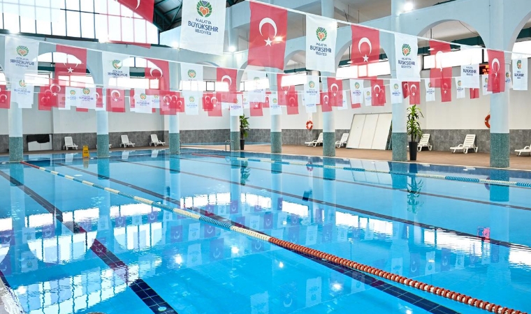 Depremde Hasar Alan Yaşam Ve Spor Merkezi 50 Milyon Liralık Yatırımla Yeniden Kapılarını Açtı