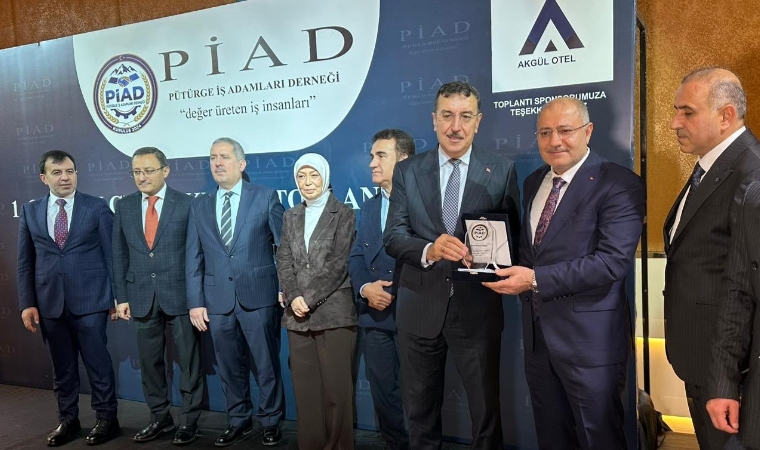 İstanbul'da Pütürge Rüzgarı: PİAD Kongresi Geniş Katılımla Gerçekleşti