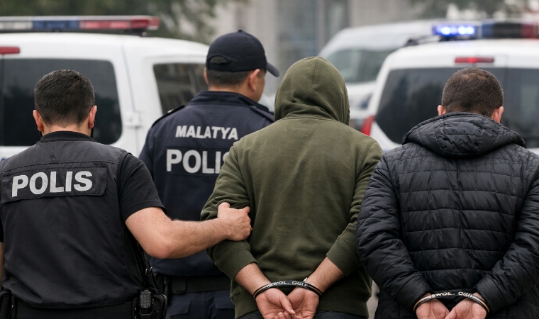 Malatya'da Şafak Operasyonu: 55 Yıllık Toplam Hapis Cezası Bulunan Firariler Adalete Teslim Edildi