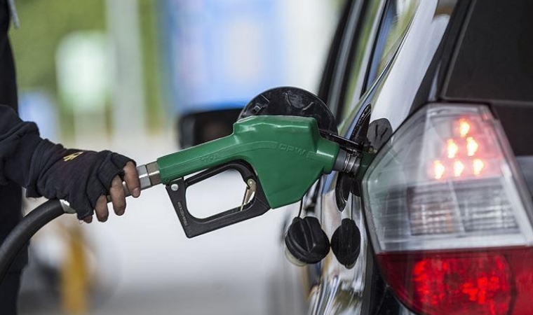 AKARYAKIT FİYATLARI 23 MART 2026 SON DURUM TABLOSU || Motorine zam beklentisi! Benzine ve mazota zam ya da indirim var mı, ne kadar oldu?
