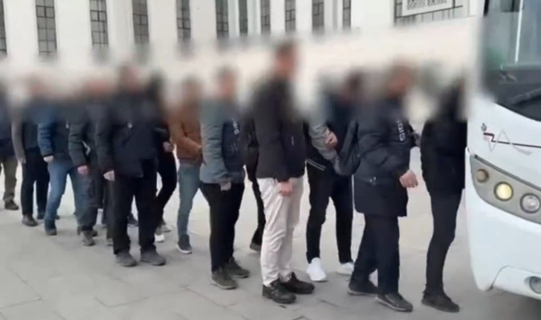 Siber Suçlulara Yönelik 24 İlde Düzenlenen Operasyonlarda 360 Şüpheli Yakalandı