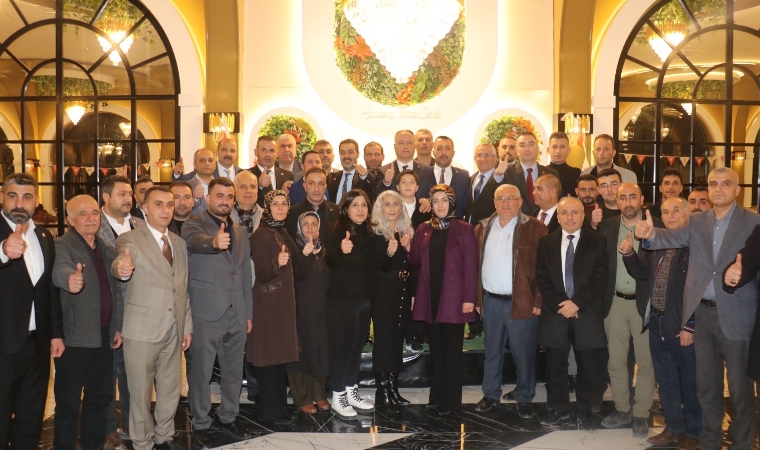 Yeniden Refah Partisi Teşkilatı Ekonomik Tabloyu İftar Sofrasında Eleştirdi