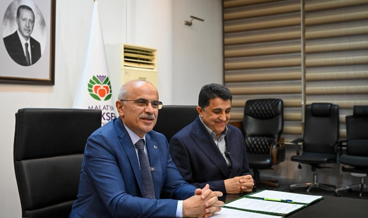 Anne ve Babasının Adını Yaşatacak: Abdulvahap Gazi Tanrıverdi’den Malatya’ya Hizmet...