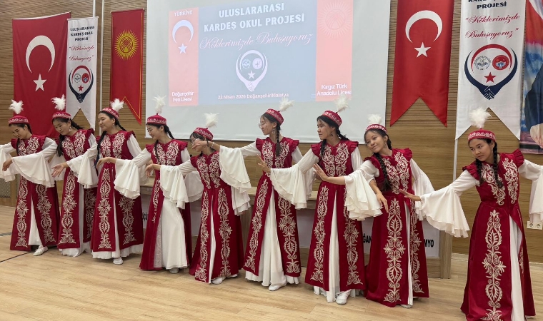 Köklerimizde Buluşuyoruz Projesi Kapsamında Kırgız-Türk Kardeşliği Doğanşehir’de Sahneye Çıktı
