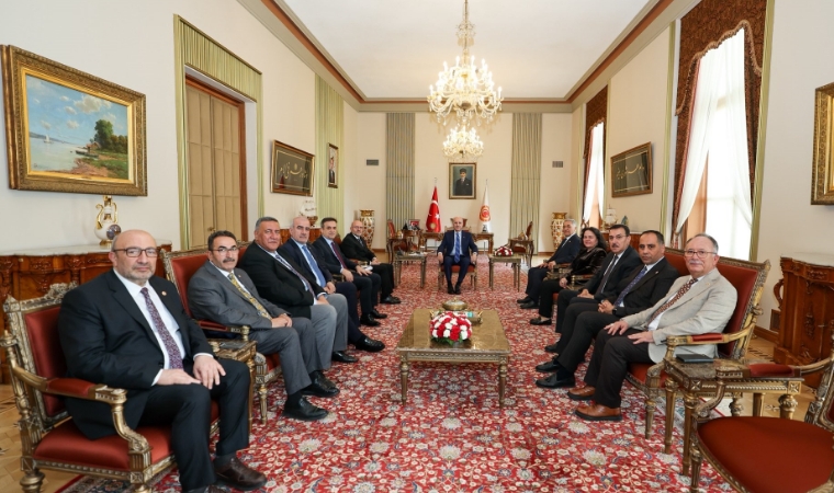 Çiftçinin Geleceği İçin Kritik Adım: Zirai Don Raporu Meclis Başkanına Sunuldu