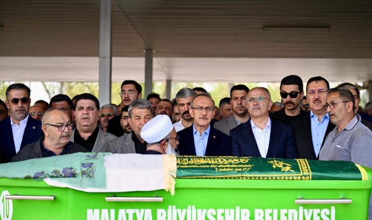 Kalp Krizi Sonucu Hayatını Kaybeden Hatice Suzan Fendoğlu Toprağa Verildi