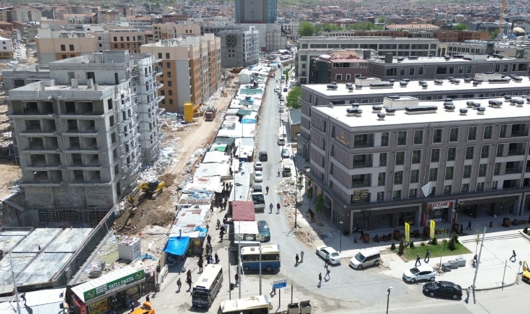 Rezerv Alan İlan Edilen Akpınar'da Yolun Bir Bölümü Yayalara Hizmet Vermeye Başladı