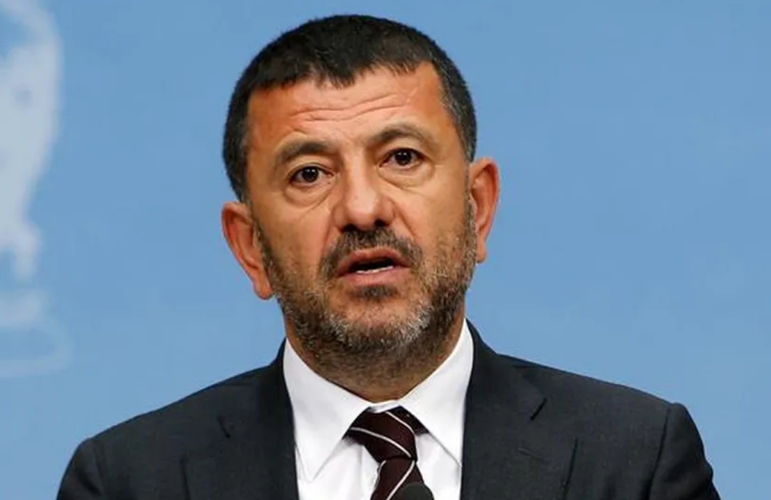Cumhuriyet Halk Partisi Grubu Karıştı! Milletvekili Veli Ağbaba İhraç Kararının Ardından Sessizliğini Bozdu