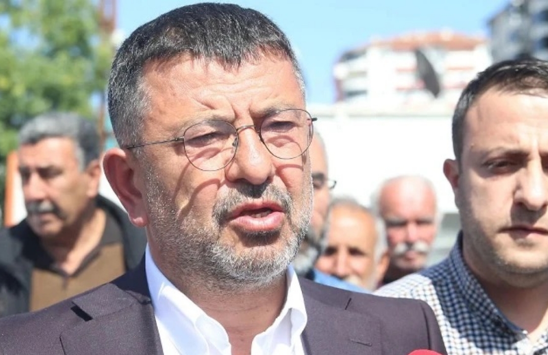 İzmir'deki Rüşvet Operasyonunun Altından CHP'li Veli Ağbaba Çıktı