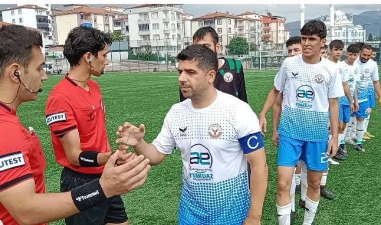 Karakavakspor Havlu Attı İkizcespor Umutlandı: 2. Amatör Kümede Yükselme Yarışı Son Haftaya Kaldı