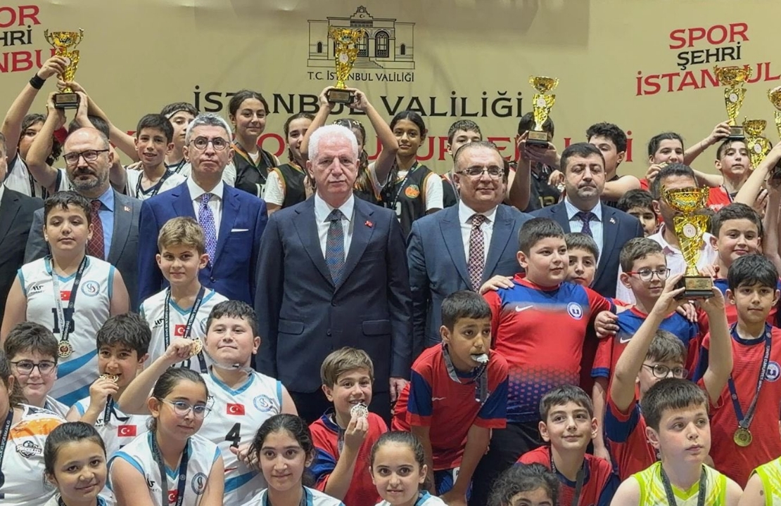 Malatyalı Bürokrattan İstanbul'da Genç Sporcuları Bir Araya Getiren Organizasyon...