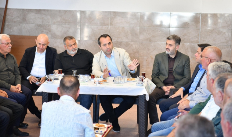 Milletvekili Abdurrahman Babacan Don Afeti Sonrası Kayısı Esnafının Son Durumunu İnceledi