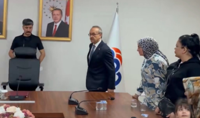 Vali Seddar Yavuz Kurum Müdürleriyle Birlikte Halk Gününde Vatandaşları Dinledi