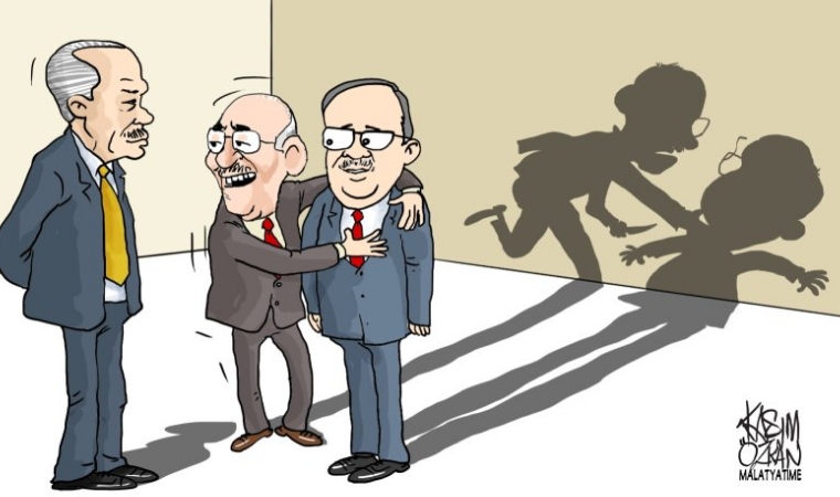 Fotoğraf Gülüyor Kulis Asılıyor! Bir Fotoğraf ve İki İhtimal Tartışmanın Merkezine Oturdu