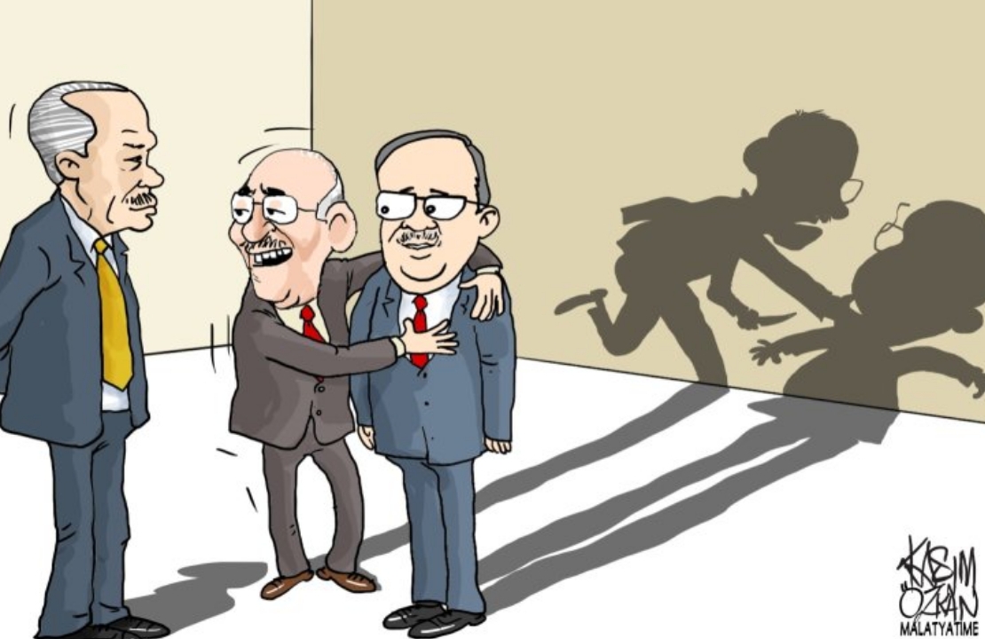 Fotoğraf Gülüyor Kulis Asılıyor! Bir Fotoğraf ve İki İhtimal Tartışmanın Merkezine Oturdu