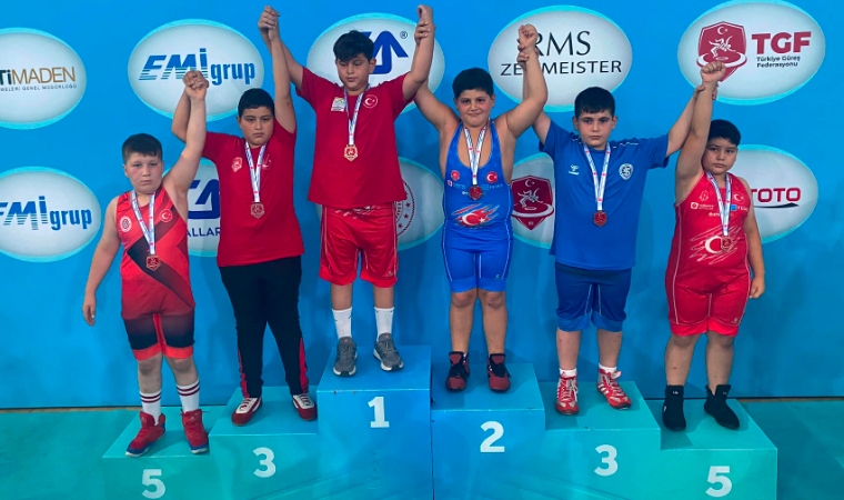 On Yaşındaki Darendeli Güreşçi On Bin Sporcu Arasından Türkiye Beşincisi Oldu