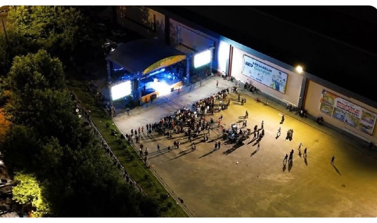 Sevgi BERK / Şanlı Sanatçımız Elif Buse Doğan Sormuş: "Malatya Nerede?" Vallahi Biz De Arıyoruz!